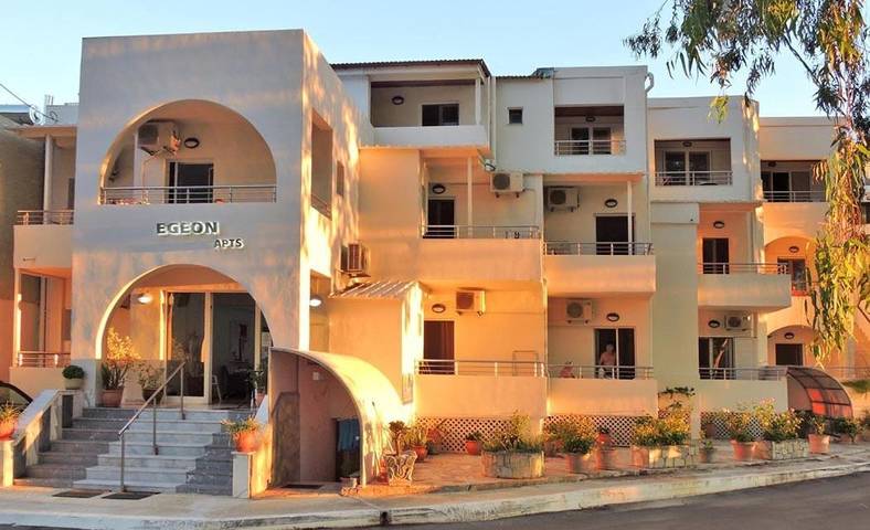 Gîte pour 4 personnes, avec vue sur le lac ainsi que balcon et vue dans Georgioupoli - 3