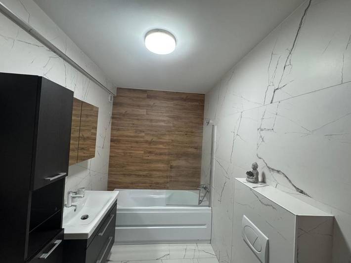 Gîte pour 4 personnes, avec balcon dans Baia Mare - 4