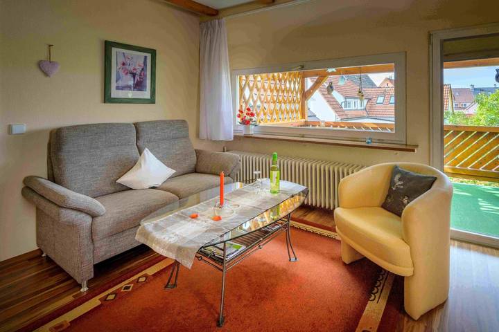 Ferienwohnung für 3 Personen, mit Balkon in Oberkirch - 3