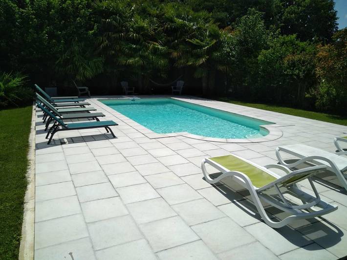 Gîte pour 10 personnes, avec piscine ainsi que jardin et terrasse dans les Landes - 3