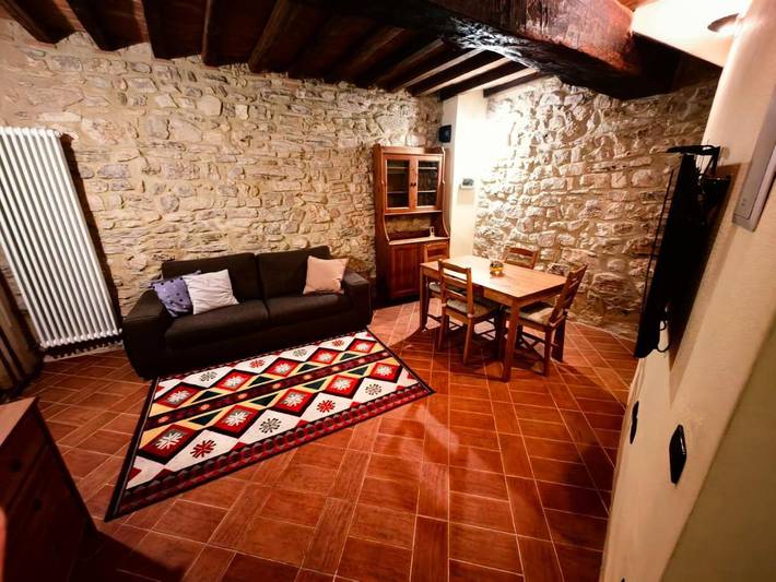 Ferienwohnung für 6 Personen, mit Balkon und Ausblick in Terni