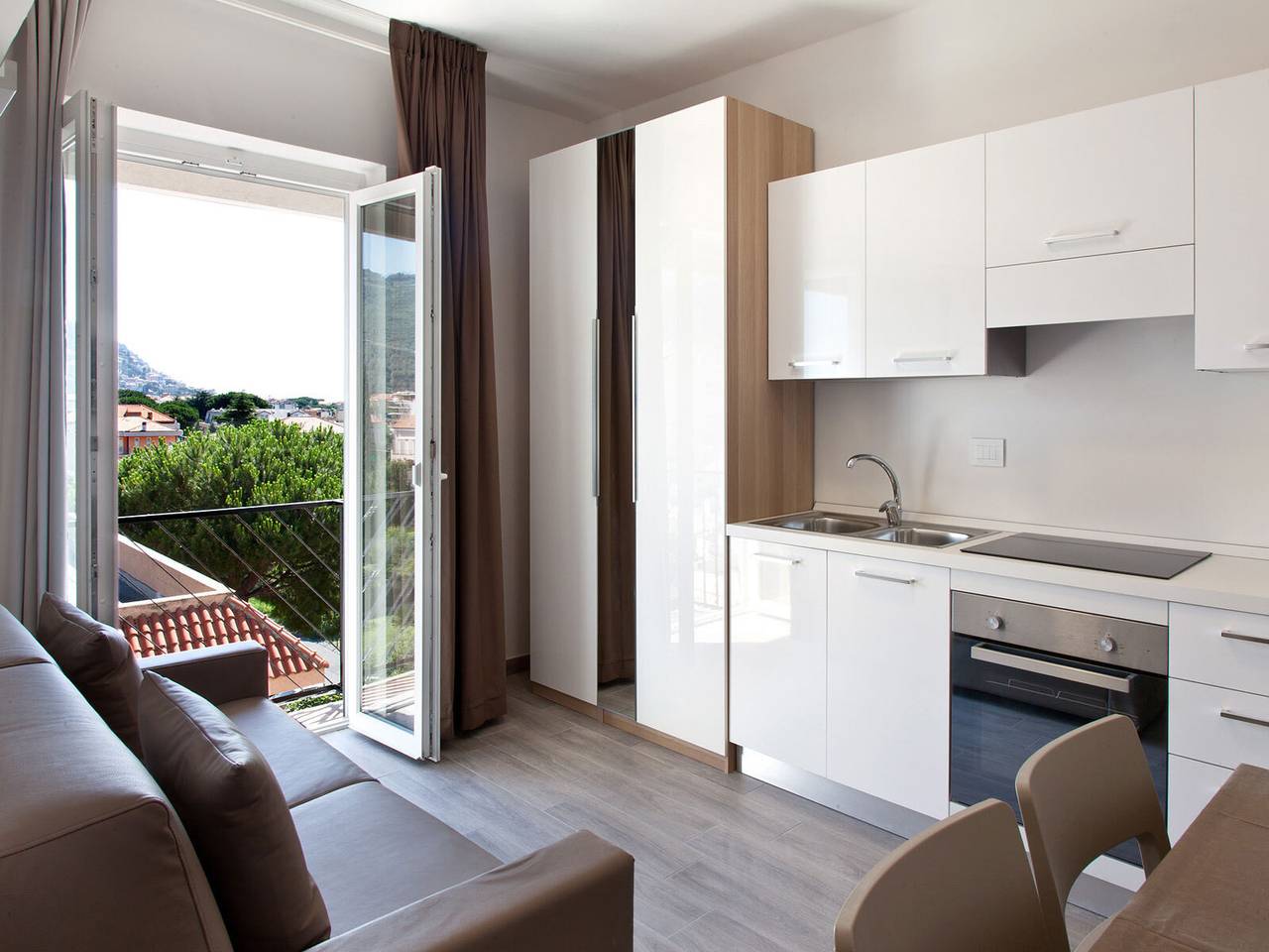 Apartamento entero, Residence Miriam  Two-room Apartment Superior 4 Pax in Pietra Ligure, Pietra Ligure Municipio