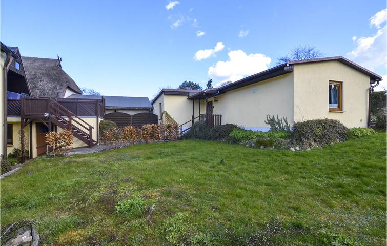 Ferienhaus für 4 Personen, mit Garten, mit Haustier in Middelhagen - 2