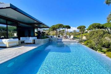 Villa pour 10 personnes, avec jardin et vue en Corse