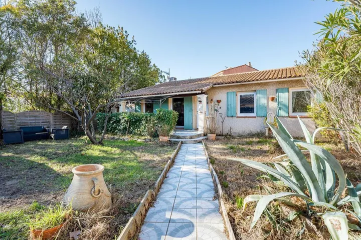 Casa de vacaciones para 4 personas, con terraza y jardín - 1