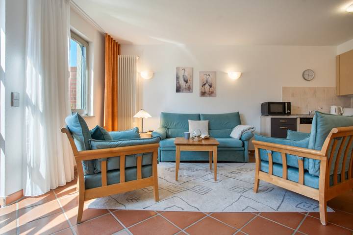 Entire apartment, "Kranich" – Bright Holiday Apartment for Nature Lovers in Usedom's Achterland in Dewichow, Mellenthin