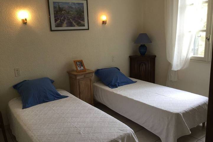 Gîte pour 6 personnes, avec jardin et balcon à Taillades - 4