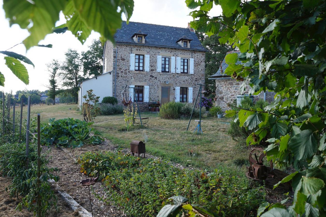 Chambre d'hôtes "La Grange de Noëlie" - Chambre l'artisane in Lanuéjouls, Massif central