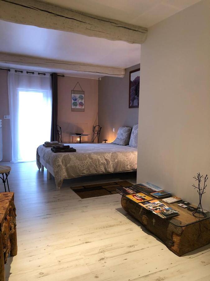 Chambre d’hôte pour 2 personnes à Eyragues - 2