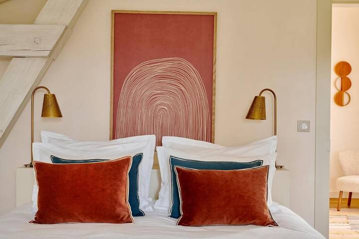 Location de vacances pour 9 personnes, avec jardin ainsi que vue et piscine à Vieux-Mareuil - 4