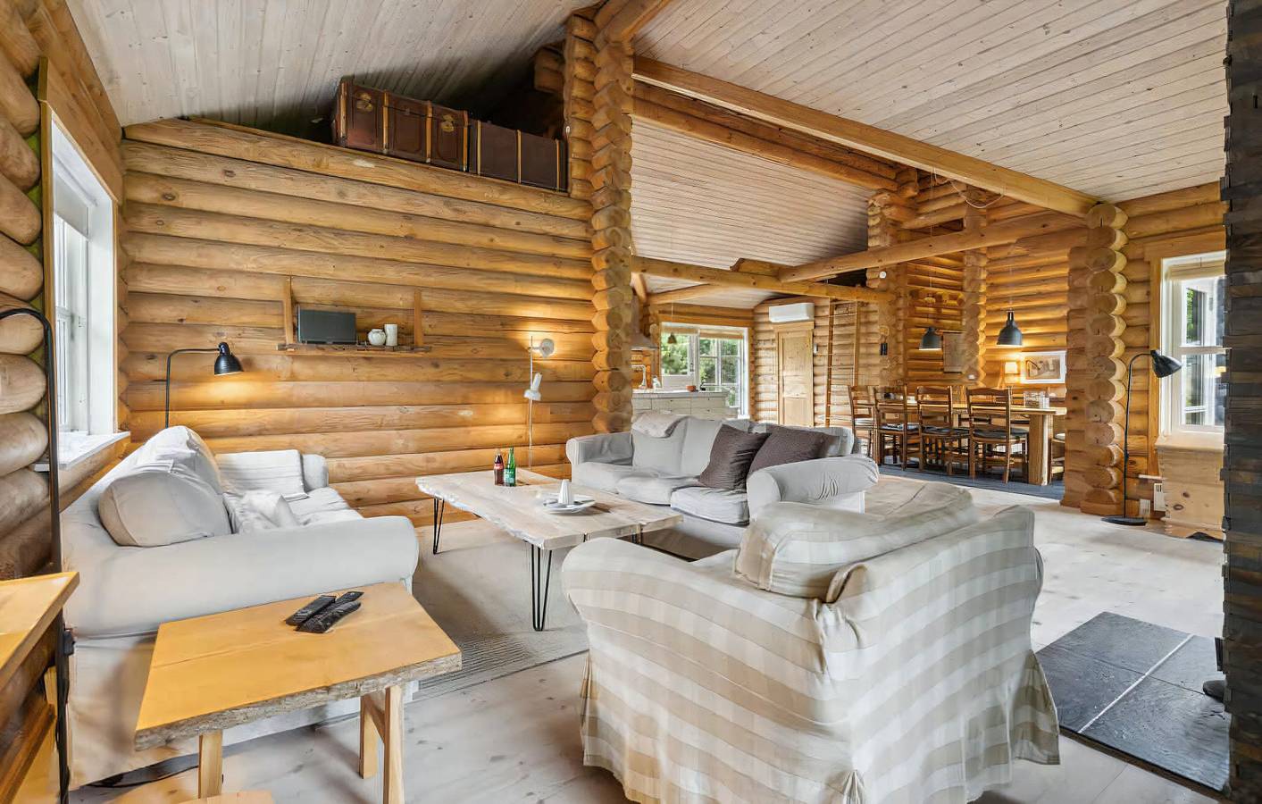 Lovely log house on Møn in Råbylille Strand, Svenska Östersjön