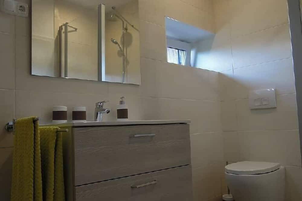 Entire apartment, Moderne 40qm Ferienwohnung mit voll ausgestatteter Küche in Neualbenreuth, Eastern Bavaria