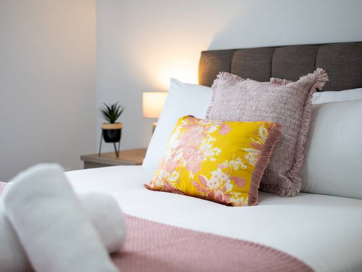 Location de vacances pour 13 personnes, avec jardin à Swansea - 2