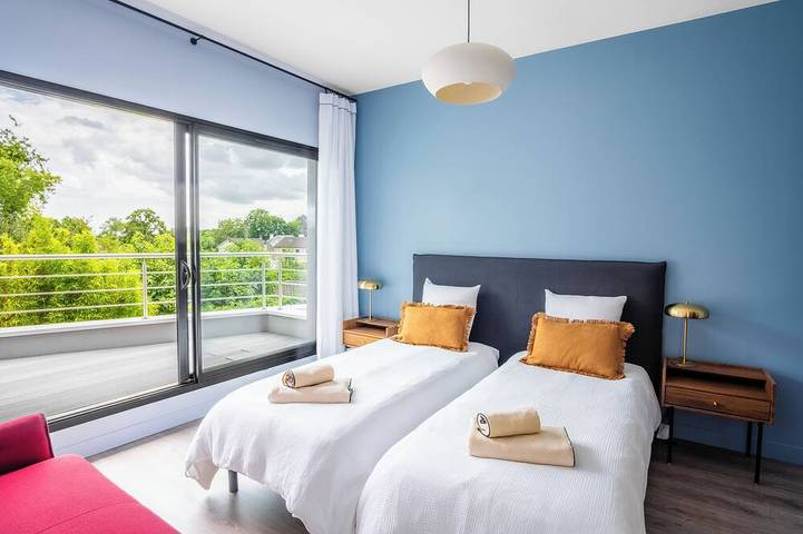 Location de vacances pour 10 personnes, avec jardin à Jouy-en-Josas - 2