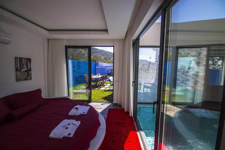Romantischer Luxus-Flitterwochen-Urlaub in den Hügeln oberhalb von Kalkan in ländlicher Idylle in Kaş, Saklıkent