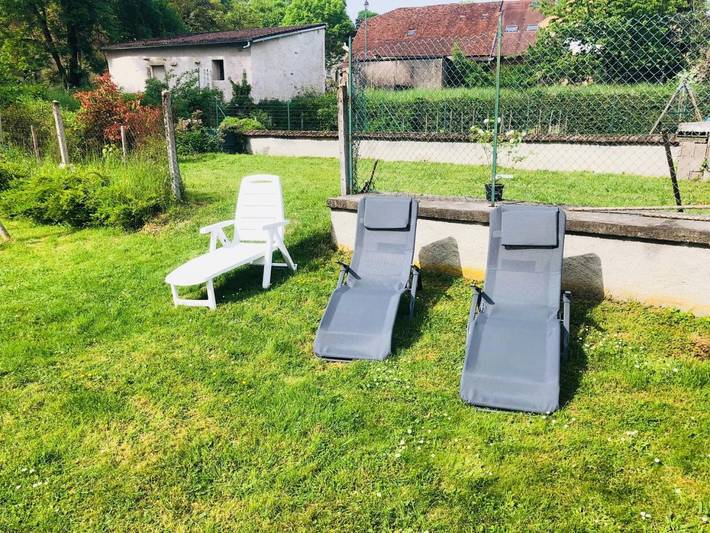 Location de vacances pour 5 personnes, avec vue et jardin à Isches - 3