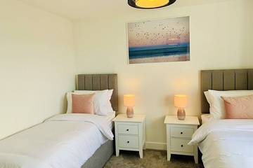 Holiday Home for 8 People in Perranporth, Cornwall, Photo 1