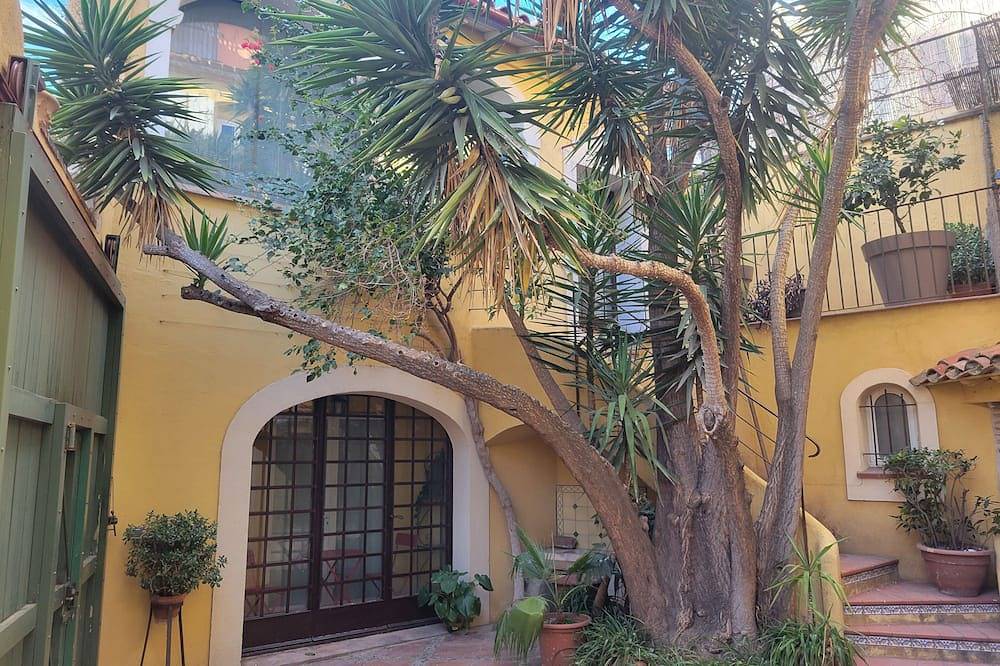 Appartement entier, Le patio Saint Jacques in Perpignan, Côte d'Améthyste