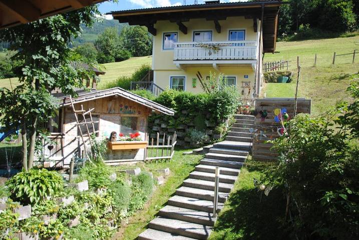 Ferienhaus für 5 Personen, mit Ausblick und Garten in Niedernsill