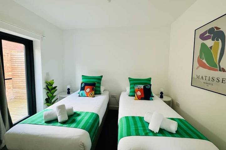 Apartamento entero, City Centre Contractor | Ground Floor | Parking in Gloucester (UK), Gloucestershire