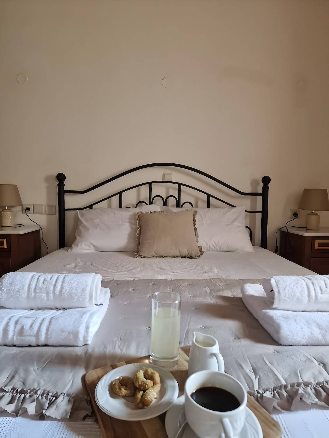 Villa 'Penelope – Luxus mit Seele' mit Gemeinschaftspool, Wlan und Klimaanlage in Douliana, Vamos