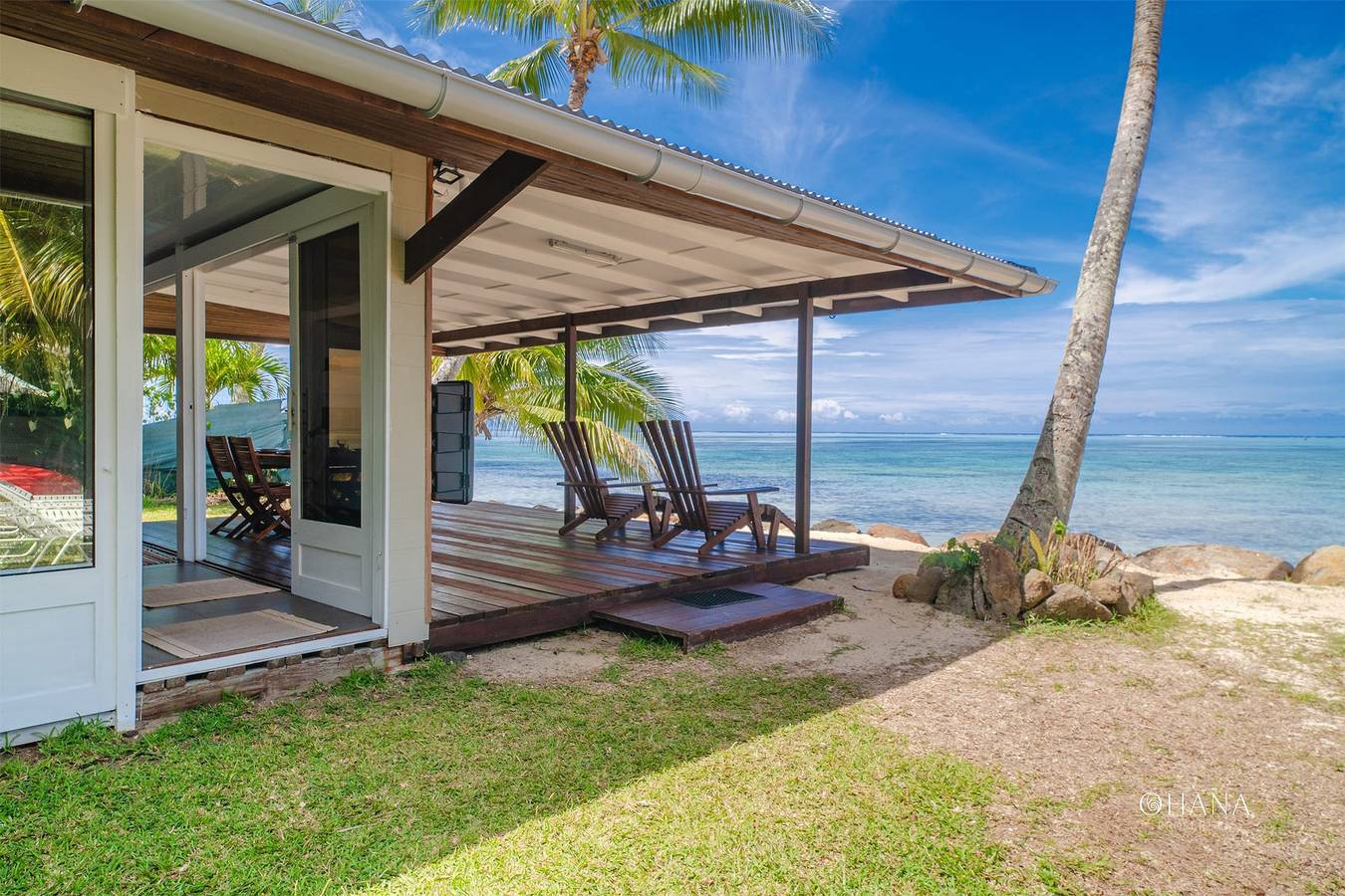 Fare Matairoa in Moorea-Maiao in Windward Islands