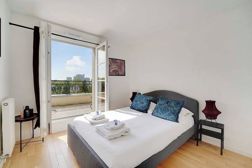 Appartement entier, Superbe 3Ch avec Terrasses – Puteaux La Défense in Puteaux, Hauts-de-Seine