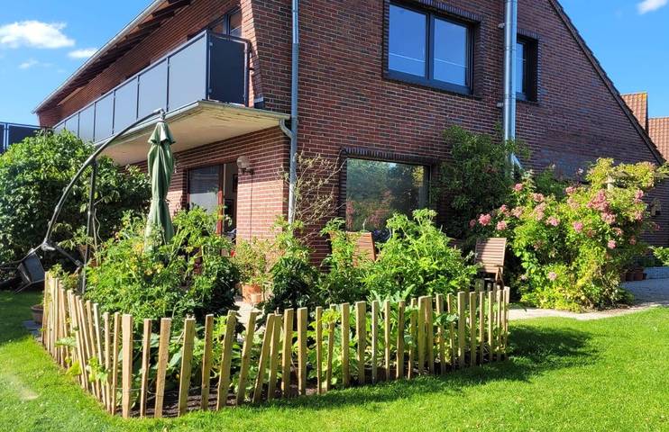 Ferienhaus für 4 Personen, mit Balkon und Garten in Schillig