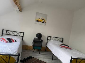 Gîte pour 4 personnes, avec jardin et vue sur le lac à Imphy