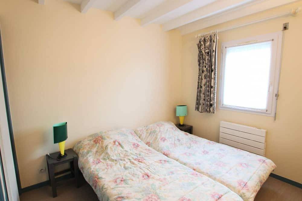 Casa con acceso a la playa, jardín y actividades deportivas in Siouville-Hague, Côte de la Déroute