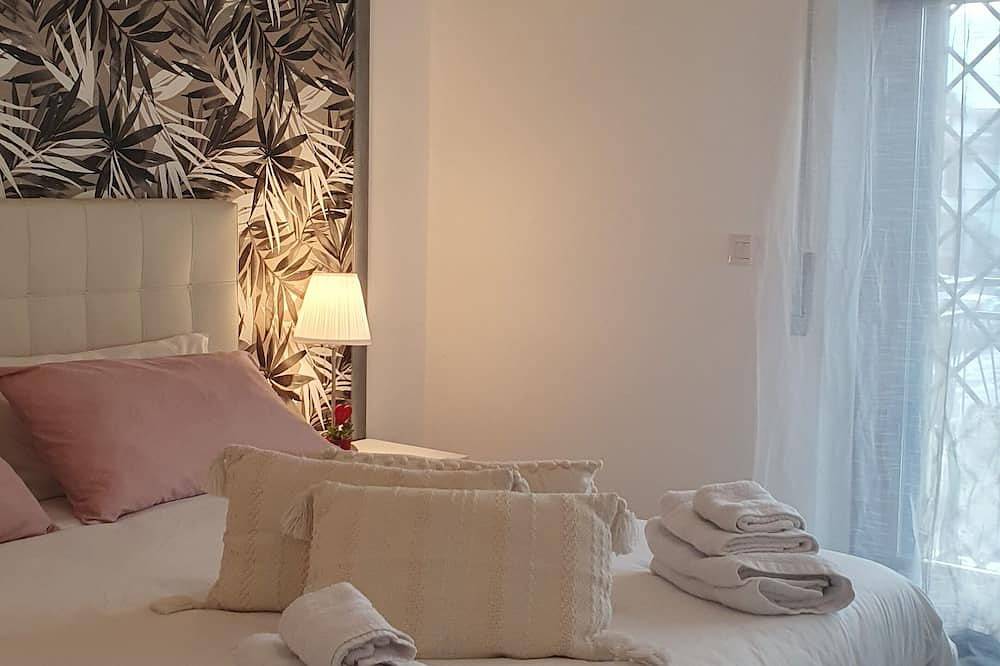 Appartement entier, My Place Apartment - Ciampino Airport and Station in Ciampino, Parco Regionale dei Castelli Romani