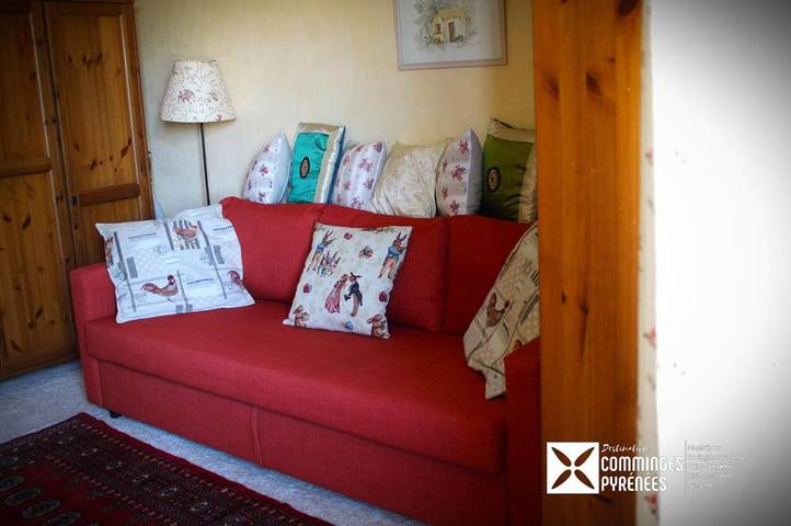 Location de vacances pour 2 personnes, avec vue ainsi que terrasse et jardin à Aurignac - 4