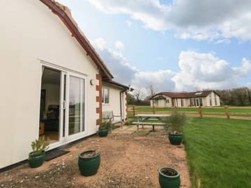 Chalet for 5 People in Branscombe, Devon, Photo 2