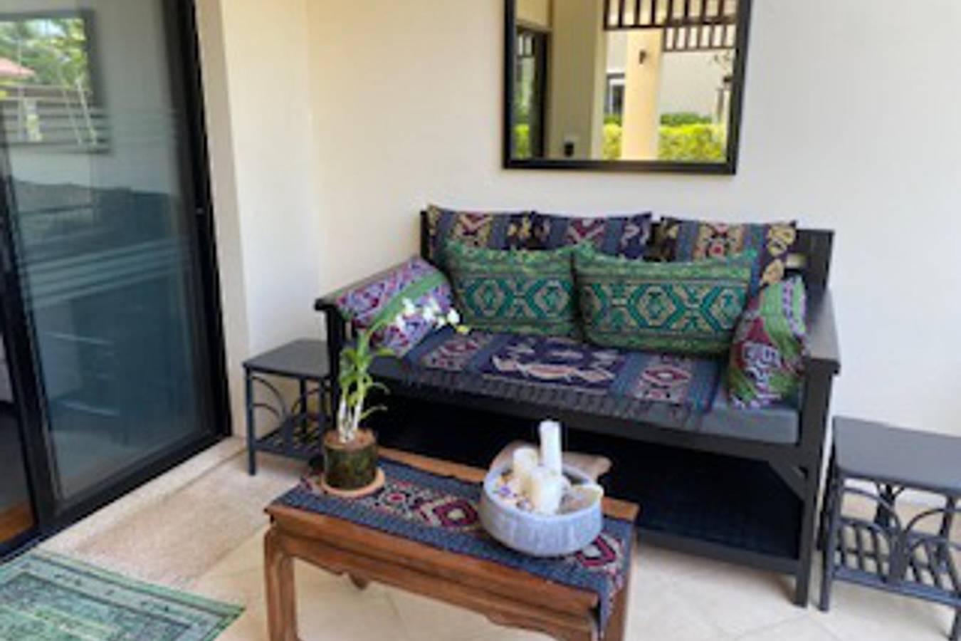 2Bed Villa - Sleeps 4 - Poolside, Wifi, Near Beach in Phuket