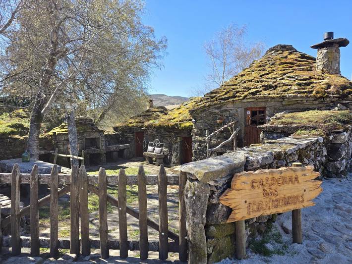 Maison de campagne pour 4 personnes, avec Balcon/Terrasse et Jardin dans Riba de Mouro