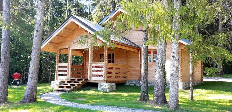 Gîte pour 4 personnes, avec Balcon et Terrasse ainsi que Jardin et Vue à Bluffy