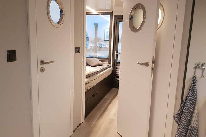 Hausboot für 4 Personen, mit Terrasse in Rheinland-Pfalz - 2