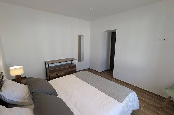 Gîte pour 4 personnes, avec jardin dans Ingré - 4