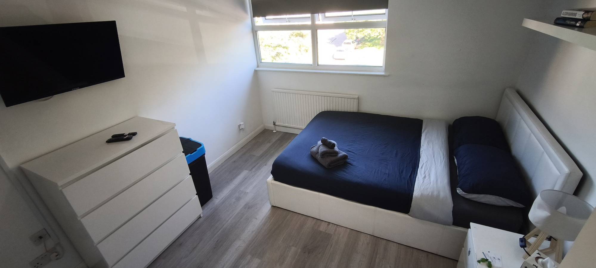 Chambre avec salle de bains privative près du centre-ville et des promenades au bord de la rivière in Chelmsford, Essex