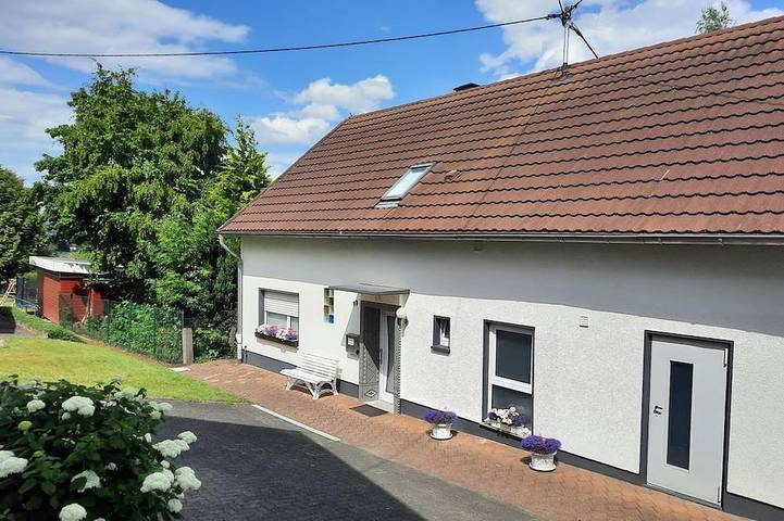 Ferienhaus für 6 Personen, mit Garten und Terrasse in Hachenburg
