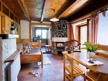 Gîte pour 4 personnes, avec terrasse dans Office de Tourisme de Montchavin les Coches