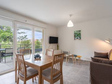 Ferienwohnung für 2 Personen, mit Terrasse und Garten in Hyeres