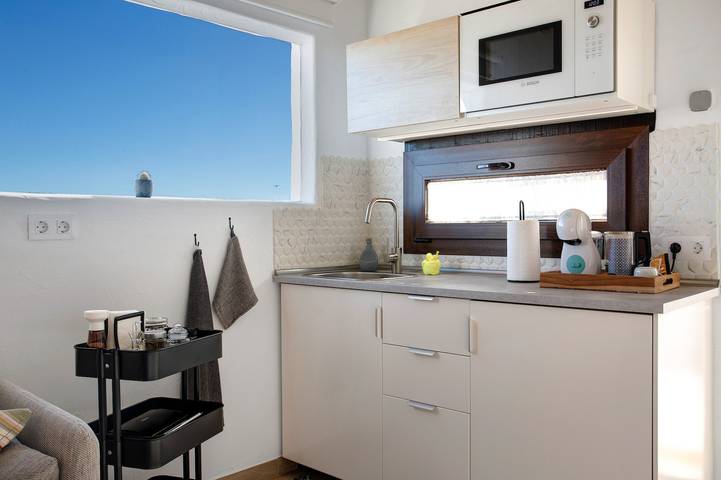 Ganzes Studio, Studio „Apartamento La Higuera“ mit Meerblick, Wlan und Klimaanlage in Arrecife, Lanzarote