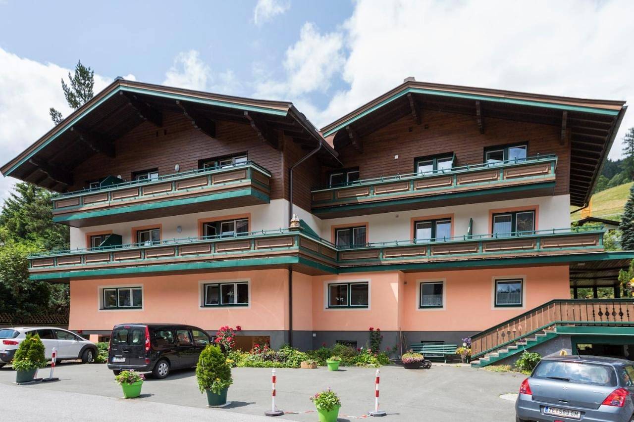 Pension Ahorn in Hinterglemm, Saalbach-Hinterglemm