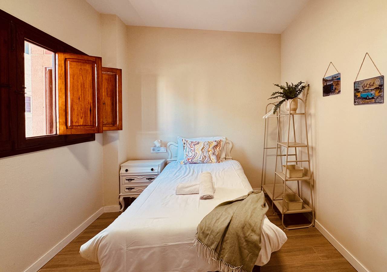 Entire apartment, Click&Guest - Cosmopolis 1 in Vecindario, Santa Lucía de Tirajana