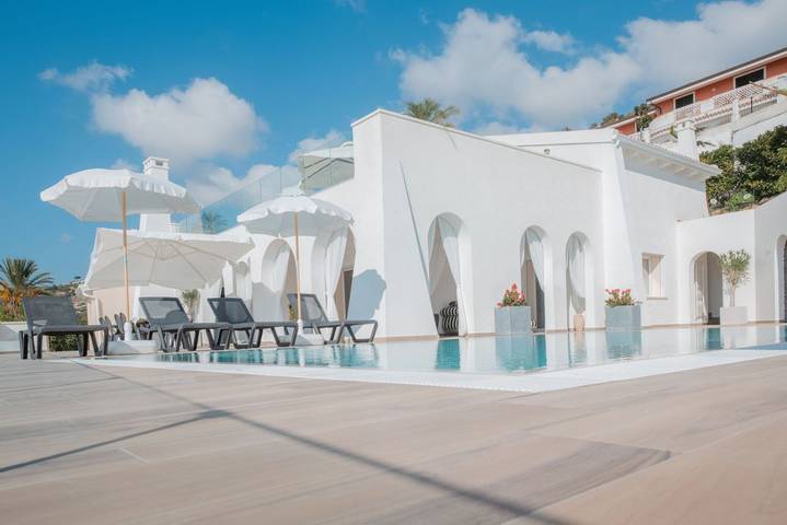 Ferienhaus für 10 Personen, mit Pool und Balkon/Terrasse in Kalabrien - 4