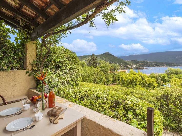 Ferienwohnung für 2 Personen, mit Terrasse und Garten sowie Ausblick auf Korsika - 3