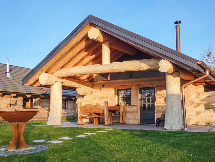 Ferienhaus für 4 Personen, mit Garten und Terrasse sowie Sauna am Tollensesee