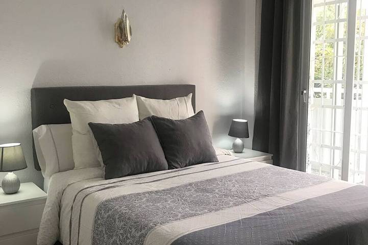 Appartement entier, Bel appartement à côté de la plage et du port marina in Benalmádena Costa, Benalmádena