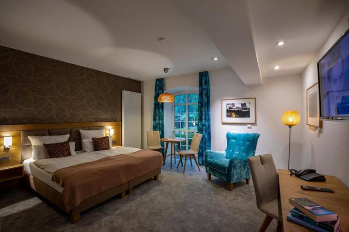 Hotel für 4 Personen, mit Terrasse und Garten sowie Ausblick in Balve